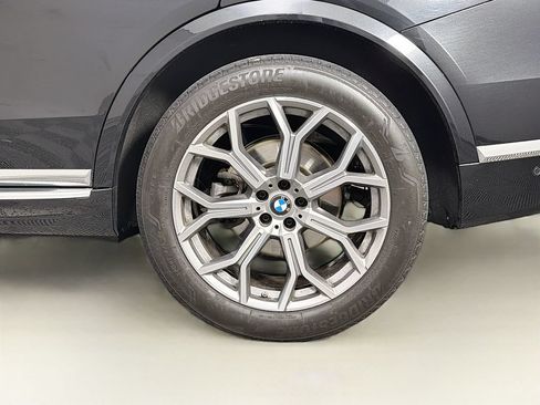 Used 2024 BMW X7 xDrive40i AWD/4WD image 36