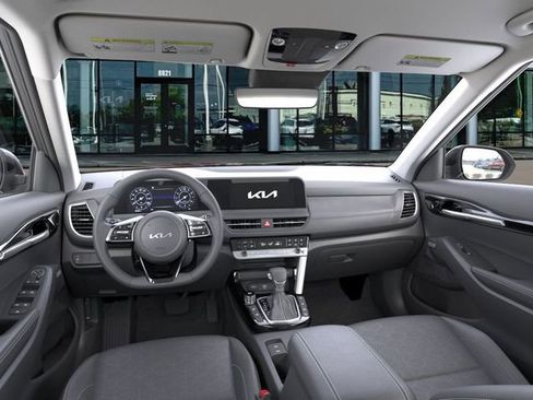 New 2026 Kia Seltos SX image 14