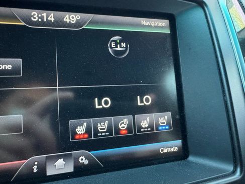 Used 2016 Ford Explorer Limited image 21