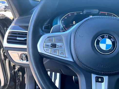 Used 2020 BMW 750i xDrive w/ Executive Package AWD/4WD image 25