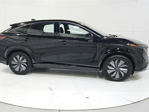 Certified 2024 Nissan Ariya AWD image 9