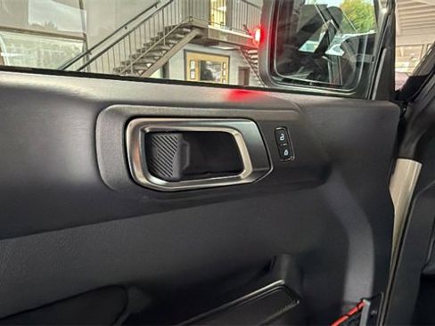 New 2025 Ford Bronco Raptor image 21