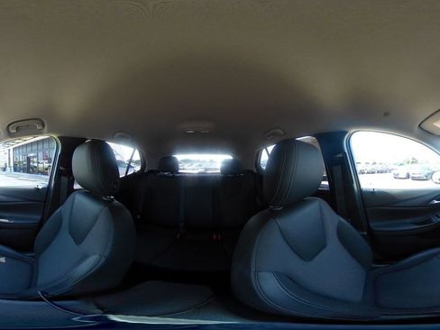 Used 2025 Buick Encore GX Preferred image 40