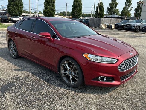 Used 2013 Ford Fusion Titanium AWD/4WD image 2