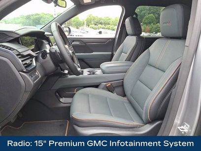 Used 2024 GMC Acadia AT4