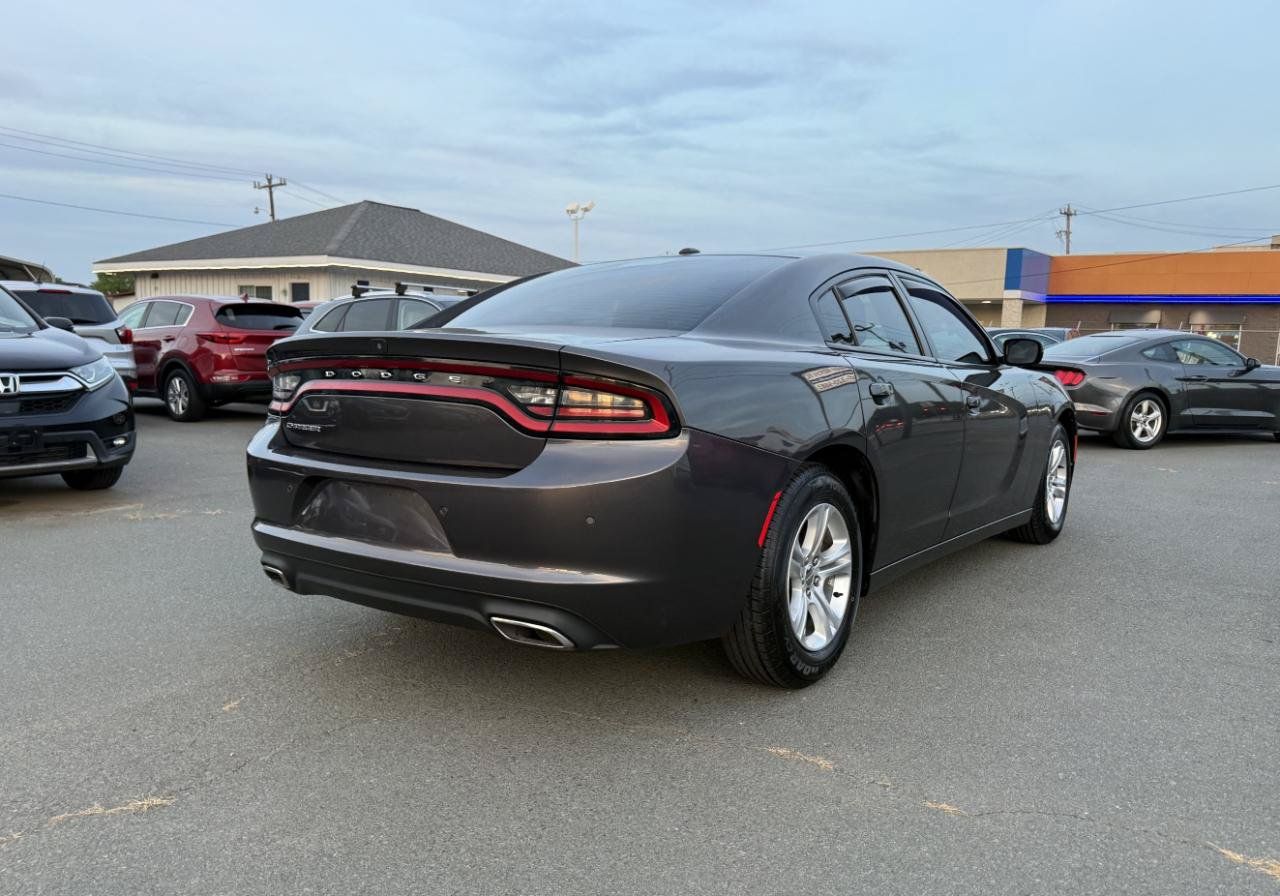 Used 2020 Dodge Charger SXT w/ Leather Interior Group RWD image 6
