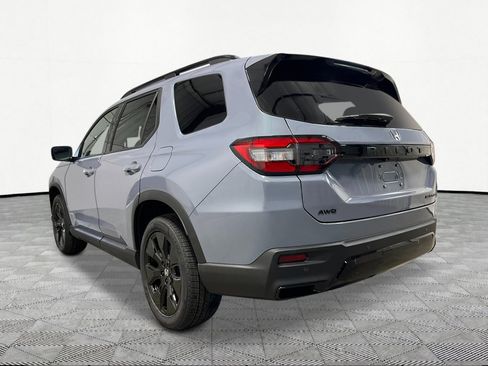 New 2026 Honda Pilot Black Edition image 4