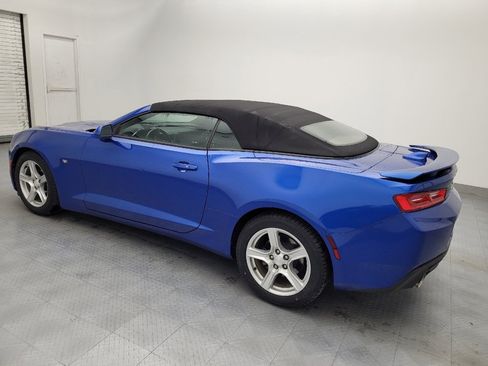 Used 2018 Chevrolet Camaro LT RWD image 3