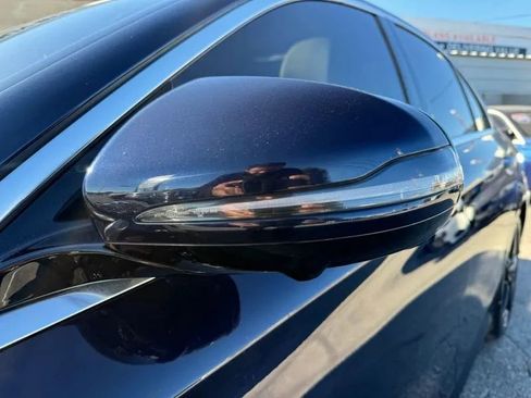 Used 2019 Mercedes-Benz E 300 w/ Premium 1 Package image 10