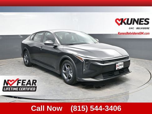 Used 2025 Kia K4 FWD image 1