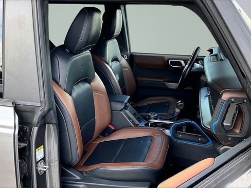 Used 2022 Ford Bronco Outer Banks w/ Sasquatch Package image 15