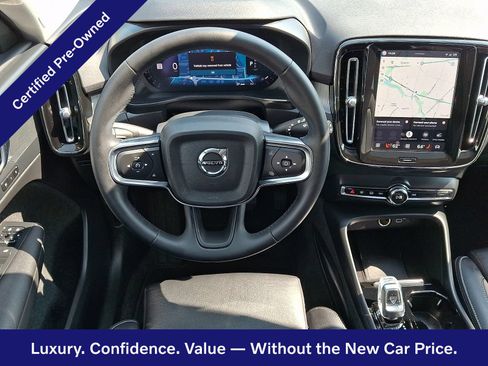 Certified 2024 Volvo XC40 B5 Plus w/ Climate Package AWD/4WD image 12