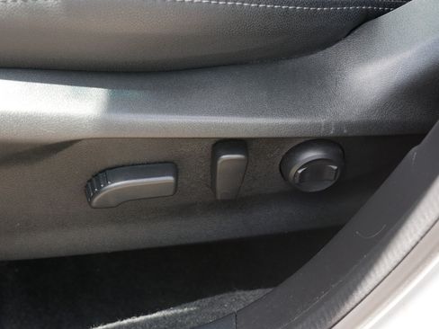 Used 2024 Subaru Forester Premium AWD/4WD image 19