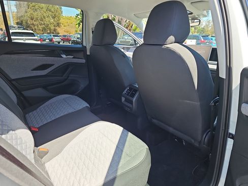 Certified 2025 Volkswagen Tiguan S image 14