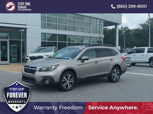 Used 2019 Subaru Outback 3.6R Limited w/ Popular Package #2 AWD/4WD image 2