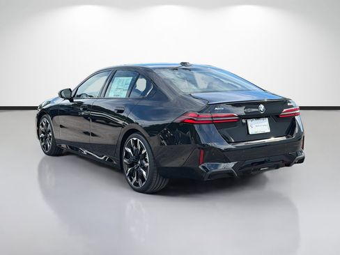New 2027 BMW 530i xDrive w/ M Sport Package AWD/4WD image 5