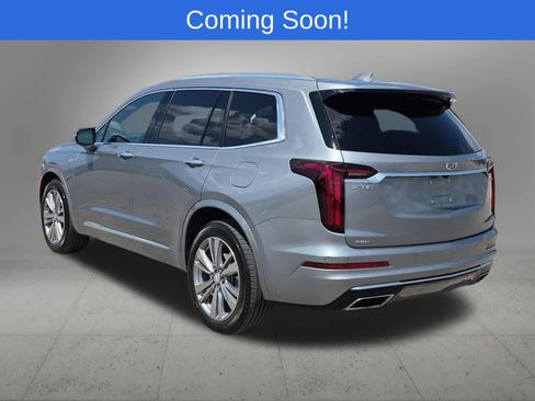Used 2024 Cadillac XT6 Premium Luxury AWD/4WD image 4