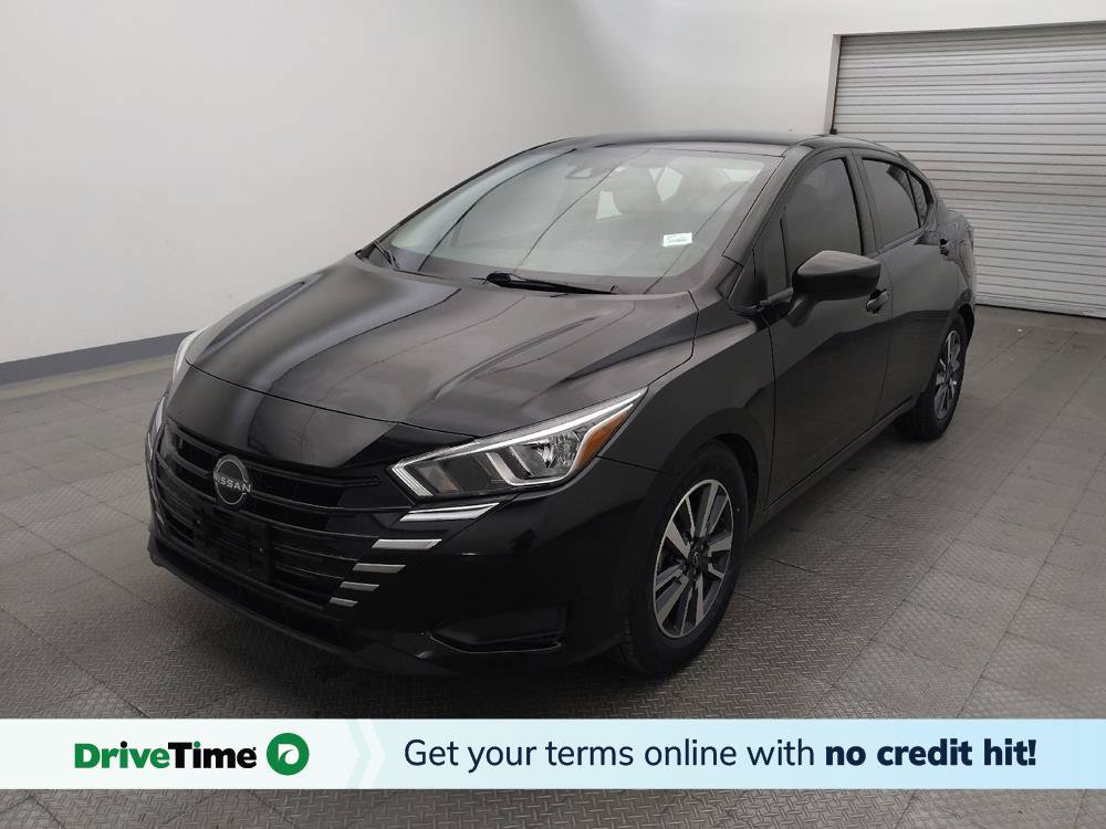 Used 2023 Nissan Versa SV FWD image 1