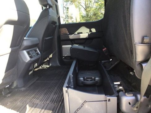 Used 2024 Ford F350 Lariat w/ Sport Appearance Package image 18