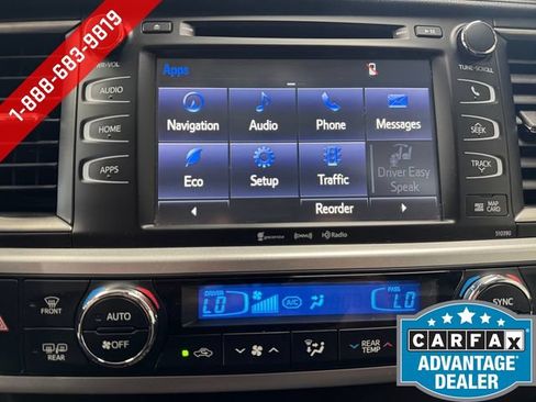 Used 2019 Toyota Highlander XLE w/ Carpet Mat Package (TMS) AWD/4WD image 13