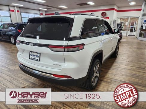 New 2025 Jeep Grand Cherokee Limited w/ Trailer Tow Package image 6