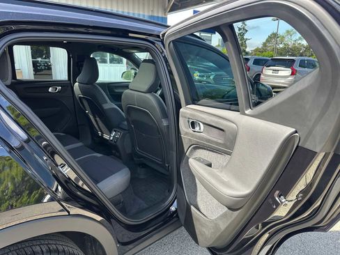 Used 2025 Volvo EX40 Plus w/ Climate Package RWD image 13