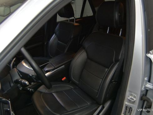 Used 2012 Mercedes-Benz ML 350 BlueTEC 4MATIC image 11