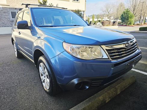Used 2010 Subaru Forester 2.5X image 7