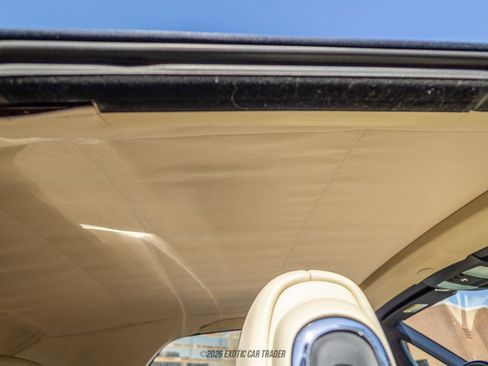 Used 2010 Rolls-Royce Phantom Drophead Coupe RWD image 69
