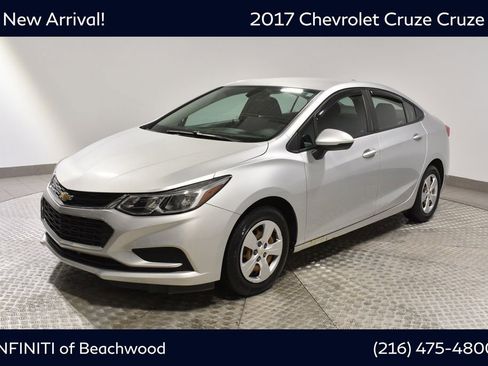 Used 2017 Chevrolet Cruze LS image 1