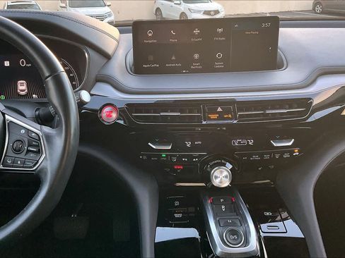 Used 2023 Acura MDX FWD w/ Technology Package image 9