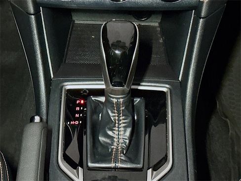 Used 2019 Subaru Crosstrek 2.0i Limited w/ Moonroof Package w/Navigation image 31