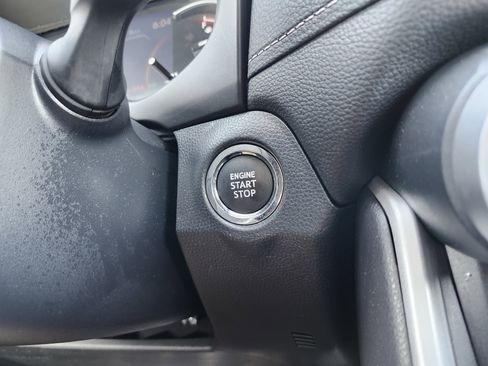 Used 2024 Toyota RAV4 XLE AWD/4WD image 7