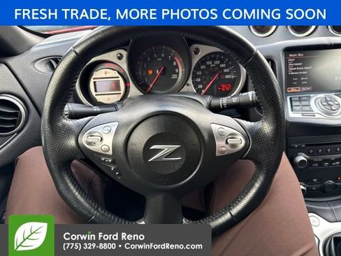 Used 2012 Nissan 370Z Touring RWD image 10