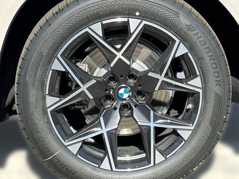 Used 2026 BMW X3 xDrive30i w/ M Sport Package AWD/4WD image 13