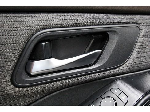 Certified 2021 Nissan Rogue SV image 18