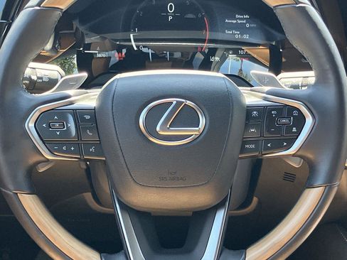 Used 2025 Lexus RX 350 Premium w/ Accessory Package (Z1) FWD image 21