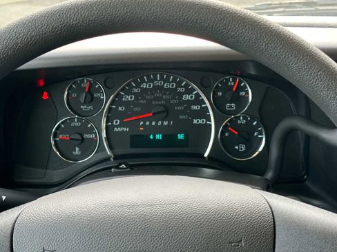 New 2025 GMC Savana 3500 LS w/ Cold Climate Package RWD image 27