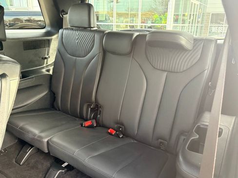 Used 2024 Hyundai Palisade Calligraphy image 9