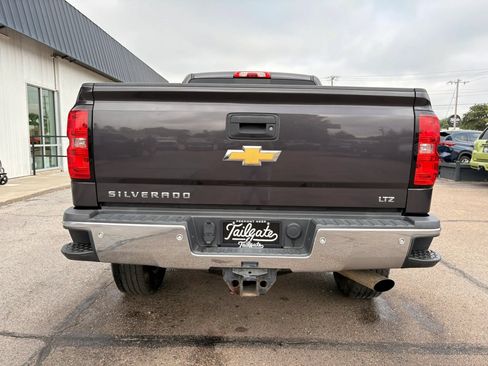 Used 2015 Chevrolet Silverado 2500 LTZ w/ LTZ Plus Package AWD/4WD image 6
