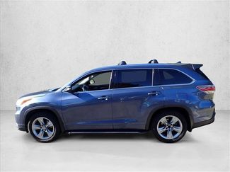 Used 2015 Toyota Highlander Limited Platinum AWD/4WD video 2