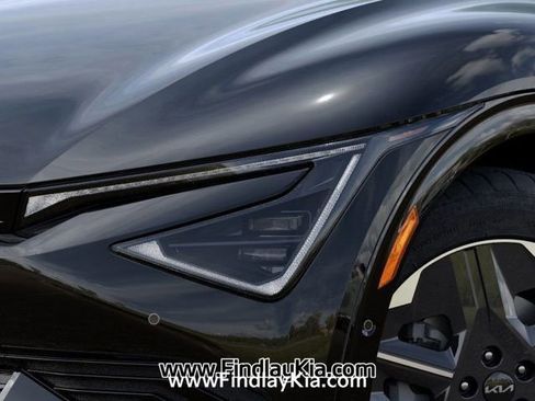 New 2025 Kia EV6 Light w/ Light LR Technology Package image 13