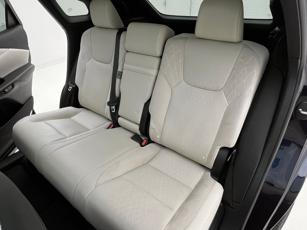 Used 2023 Lexus RX 350 AWD w/ Cold Area Package image 19