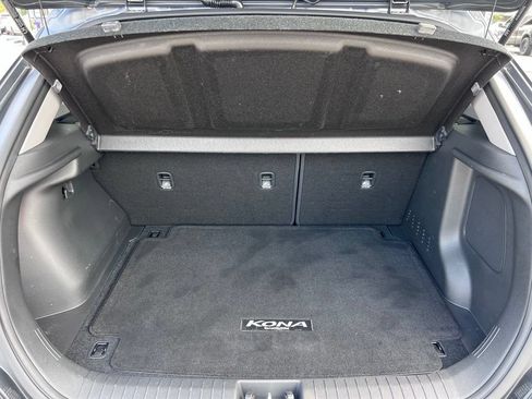 Used 2022 Hyundai Kona Limited w/ Cargo Package FWD image 20