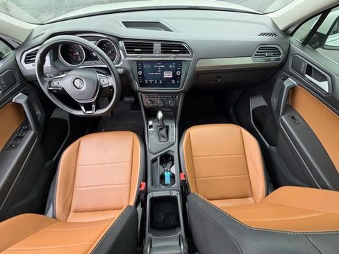 Used 2019 Volkswagen Tiguan SE FWD image 18