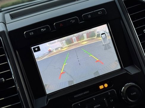 Used 2017 Ford F250 XLT w/ XLT Premium Package image 30