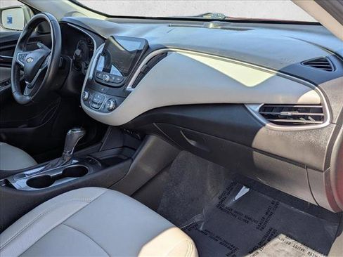 Used 2019 Chevrolet Malibu RS FWD image 20