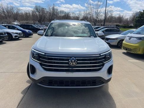 New 2026 Volkswagen Atlas SE AWD/4WD image 2