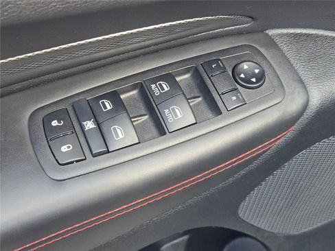 Certified 2024 Dodge Durango GT RWD image 25
