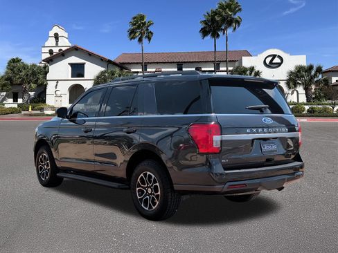 Used 2022 Ford Expedition XLT AWD/4WD image 4